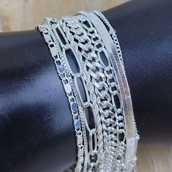 🩵NIB Elegant Sterling Silver Plated 8-Piece Chain Bracelet Set - Picture 9 of 12